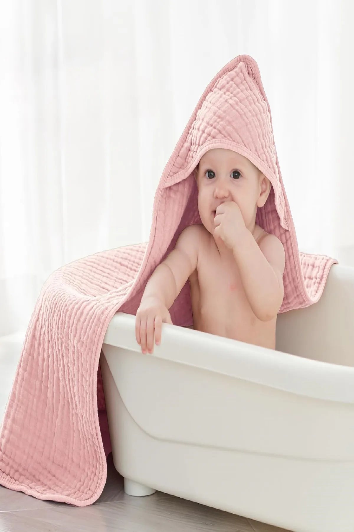 4 Katlı Müslin Bebek Havlusu – %100 Pamuk, Yumuşak ve Emici, Banyo & Plaj Kullanımına Uygun