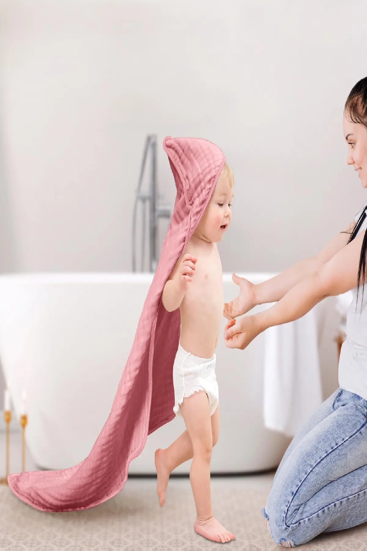 4 Katlı Müslin Bebek Havlusu – %100 Pamuk, Yumuşak ve Emici, Banyo & Plaj Kullanımına Uygun